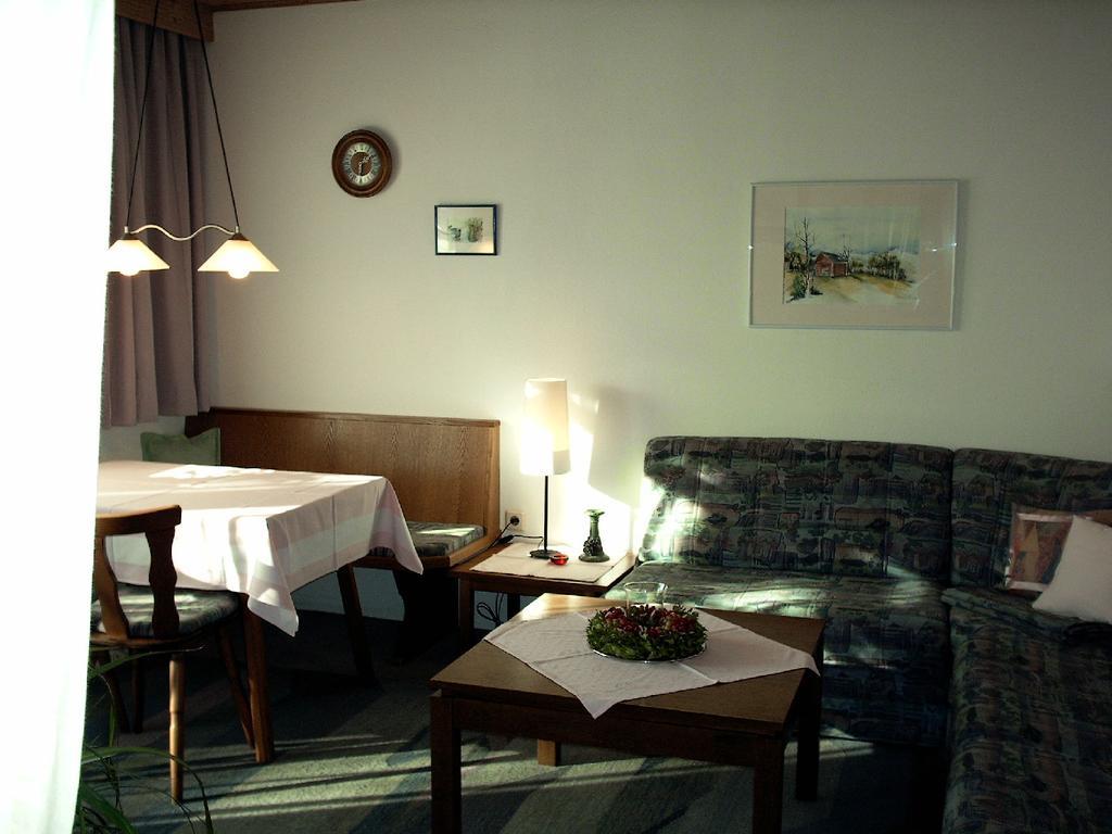 Haus Roedlach-Arendt ลอยทัช ภายนอก รูปภาพ